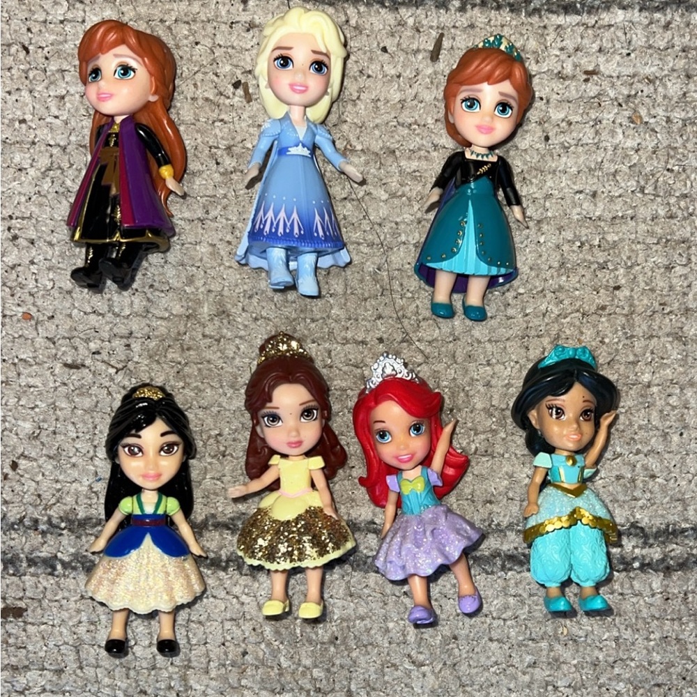 Disney Princess doll figures